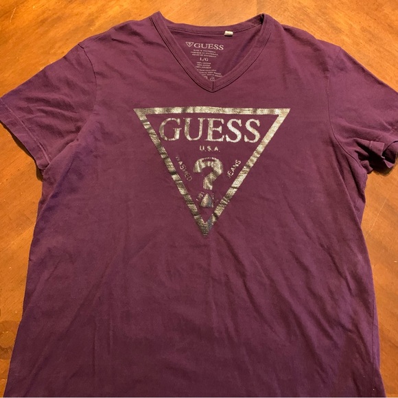 Guess Men’s T-shirt Large - Picture 3 of 6